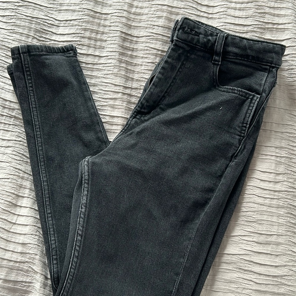 Black Zara Jeans - high rise